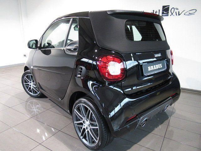 Gebraucht Smart ForTwo Cabrio Brabus 109 PS (80 kW) 2019 Bodypanels in black Cabrio