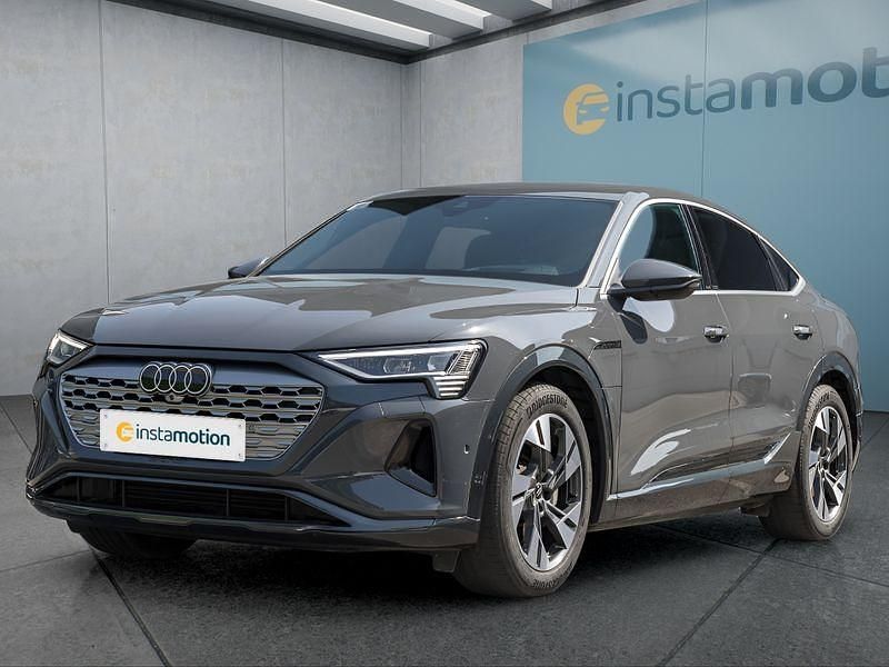 Grau Gebraucht 2024 Audi Q8 e-tron SUV | 59.399 € (Guter Preis) - Bild 1/4