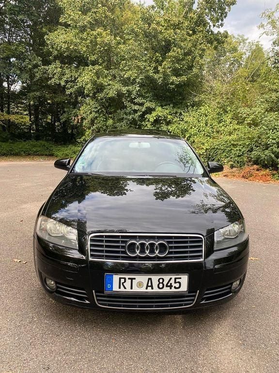 Gebraucht Audi A3 Sport 102 PS (75 kW) 2004 Schwarz Kleinwagen