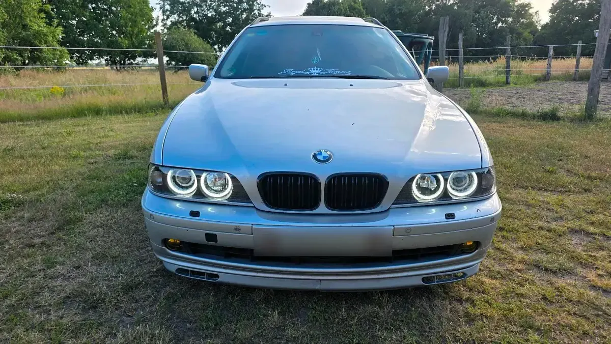 Gebraucht BMW 530 193 PS (141 kW) 2000 Silber Kombi