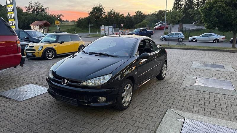 Schwarz Gebraucht 2004 Peugeot 206 CC Cabrio | 600 € (Superpreis) - Bild 1/4