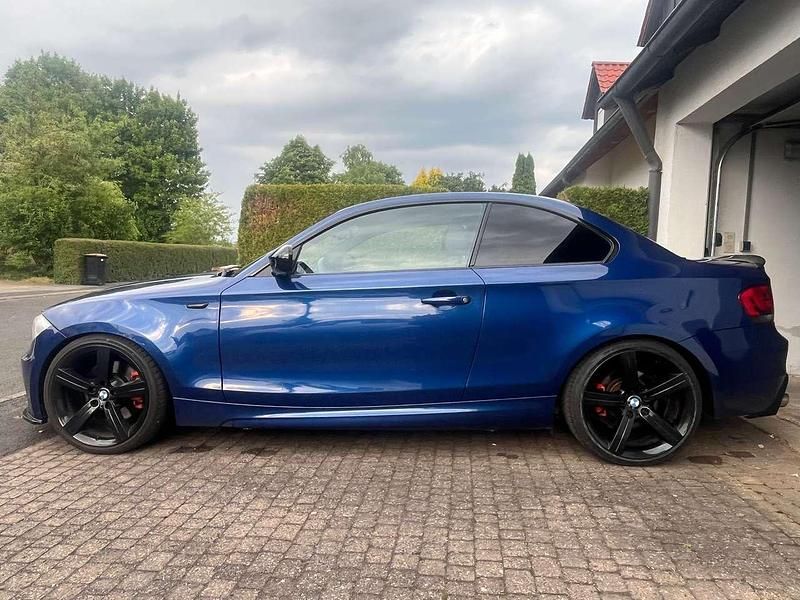 Blau Gebraucht 2010 BMW 118 Coupé M Sport Coupé | 9.800 € (Teuer) - Bild 1/4