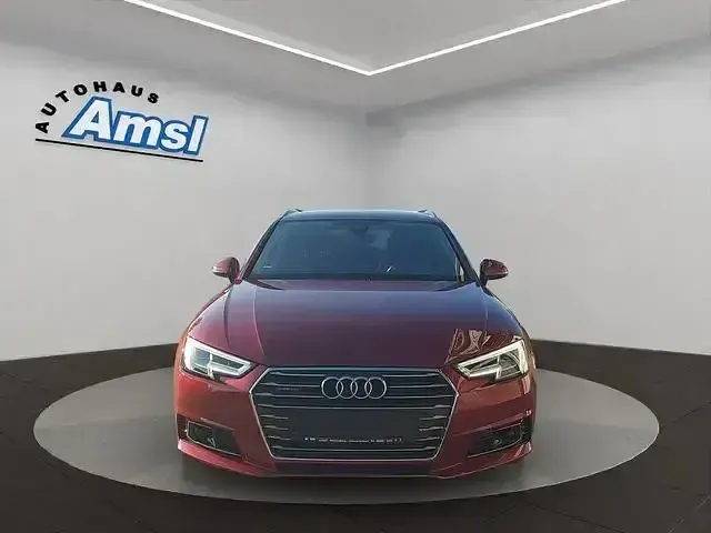 Gebraucht Audi A4 Design 252 PS (185 kW) 2018 Rot Limousine