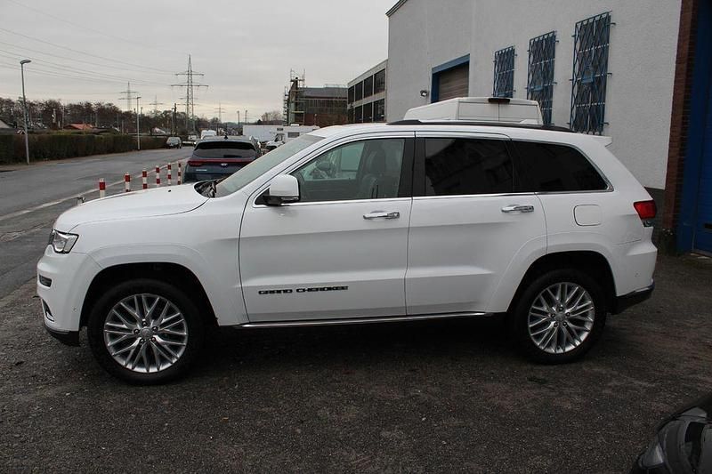 Gebraucht Jeep Grand Cherokee Summit 250 PS (183 kW) 2019 Weiß SUV