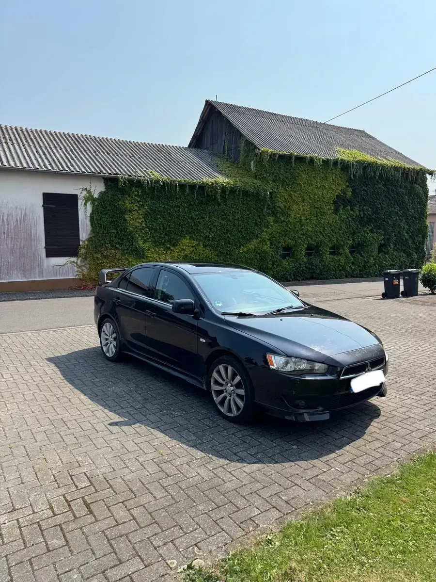 Gebraucht Mitsubishi Lancer 140 PS (102 kW) 2008 Schwarz Limousine