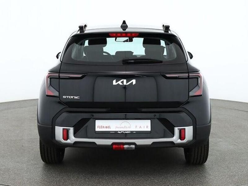 Neu Kia Stonic 101 PS (74 kW) 2026 Schwarz SUV