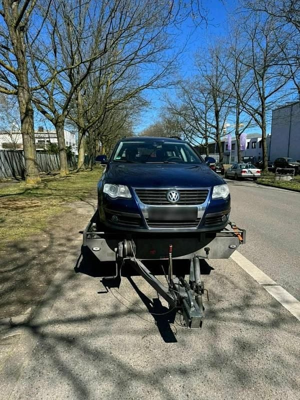 Usado VW Passat 140 HP (102 kW) 2010 Azul Carrinha