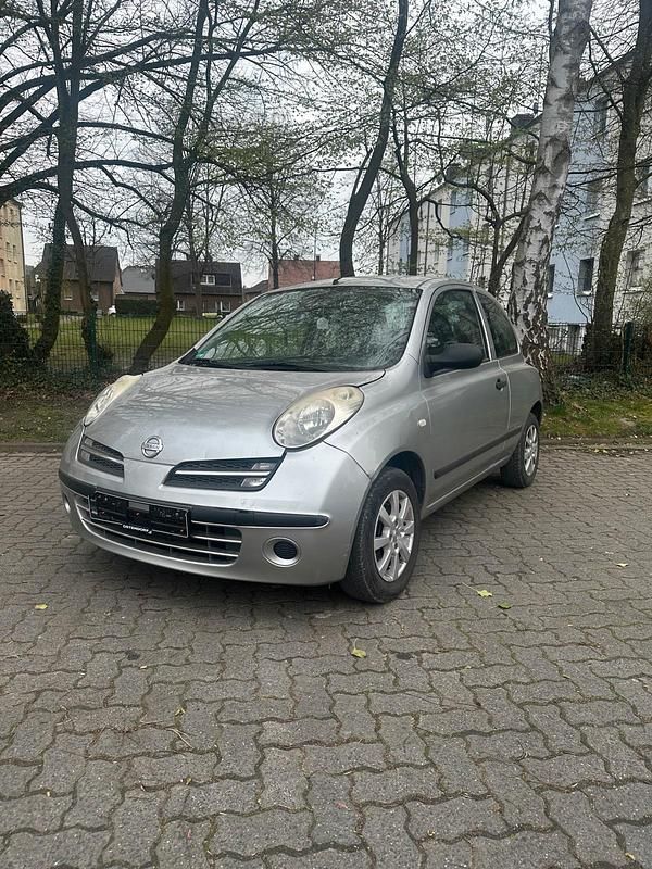 Gebraucht Nissan Micra 65 PS (47 kW) 2006 Silber Kleinwagen