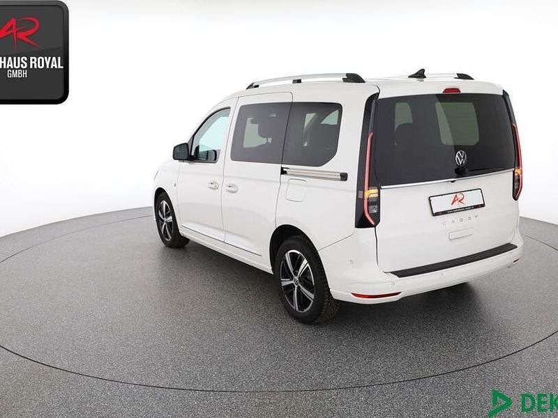 Gebraucht VW Caddy 114 PS (83 kW) 2021 Candyweiß Van / Kleinbus