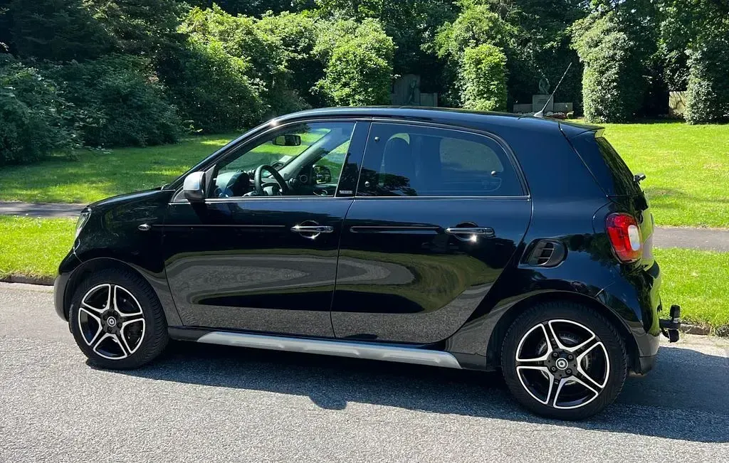 Gebraucht Smart ForFour Brabus 117 PS (86 kW) 2019 Schwarz Kleinwagen