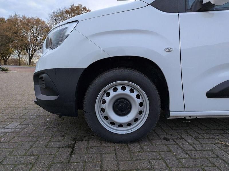 Gebraucht Opel Combo Edition 102 PS (75 kW) 2021 Weiß Van / Kleinbus