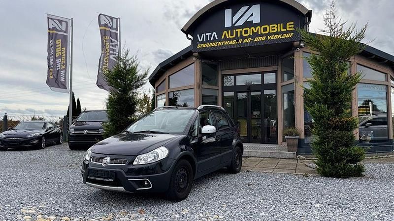 Schwarz Gebraucht 2013 Fiat Sedici SUV | 4.300 € (Fairer Preis) - Bild 1/4
