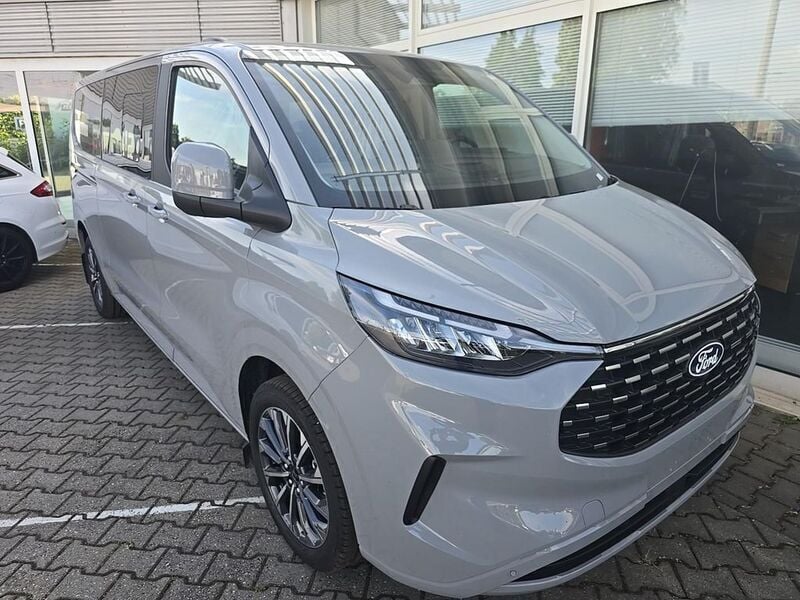 Grau Neu 2025 Ford Tourneo Custom Titanium Van / Kleinbus | 50.990 € (Fairer Preis) - Bild 1/4