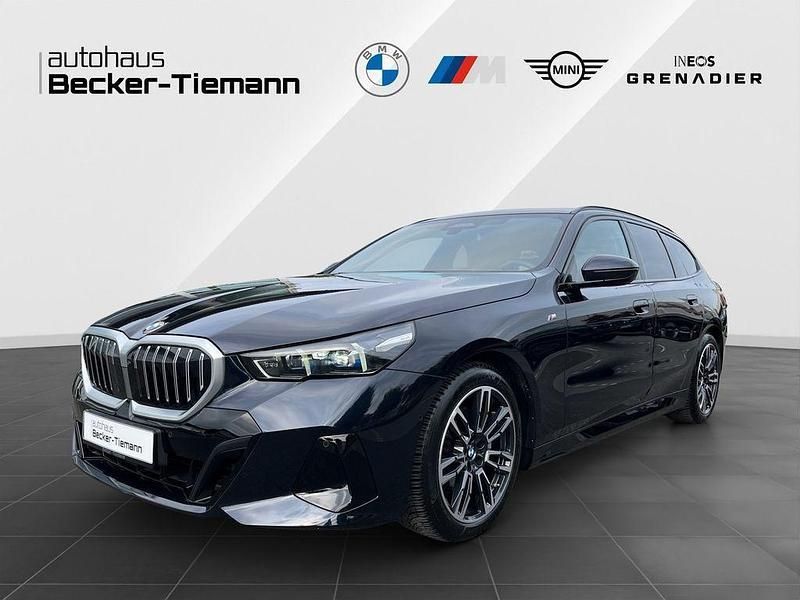 Schwarz Gebraucht 2024 BMW 540 M Sport Kombi | 68.510 € - Bild 1/4