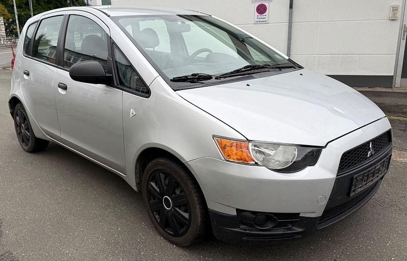 Silber Gebraucht 2009 Mitsubishi Colt Kleinwagen | 990 € (Superpreis) - Bild 1/4