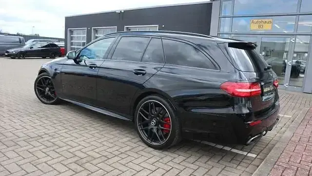 Gebraucht Mercedes E63S AMG AMG 612 PS (450 kW) 2019 Schwarz Limousine