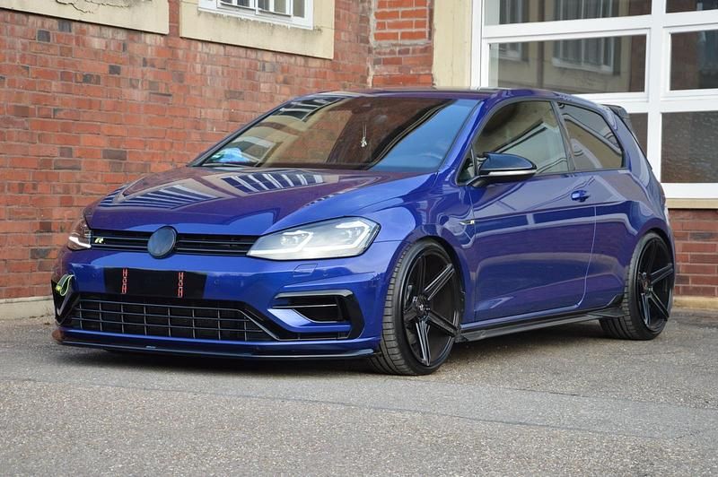 Gebraucht VW Golf VII R 310 PS (228 kW) 2017 Blau Limousine