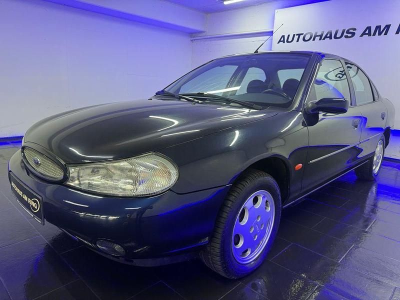 Gebraucht Ford Mondeo 116 PS (85 kW) 2000 Blau Limousine
