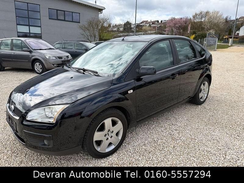 Gebraucht Ford Focus Style 101 PS (74 kW) 2007 Schwarz Limousine