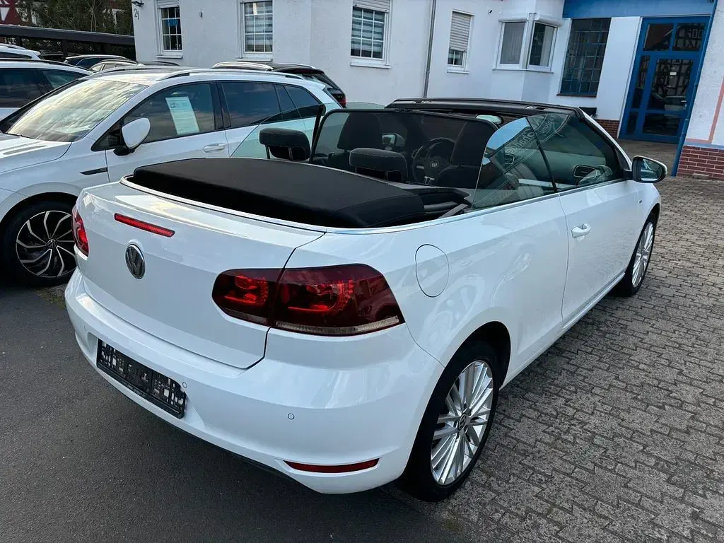 Gebraucht VW Golf Cabriolet Cup 105 PS (77 kW) 2014 Weiß Cabrio