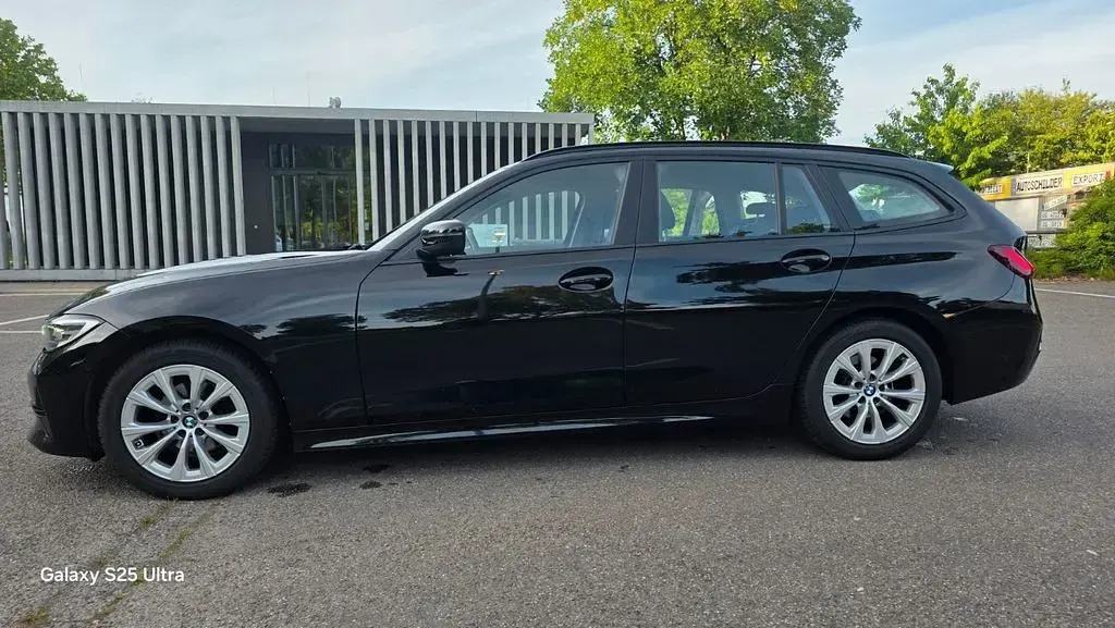 Brugt BMW 320 Advantage 190 HK (139 kW) 2022 Sort Stationcar