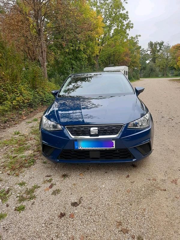 Blau Gebraucht 2019 Seat Ibiza Style Limousine | 8.900 € (Superpreis) - Bild 1/4