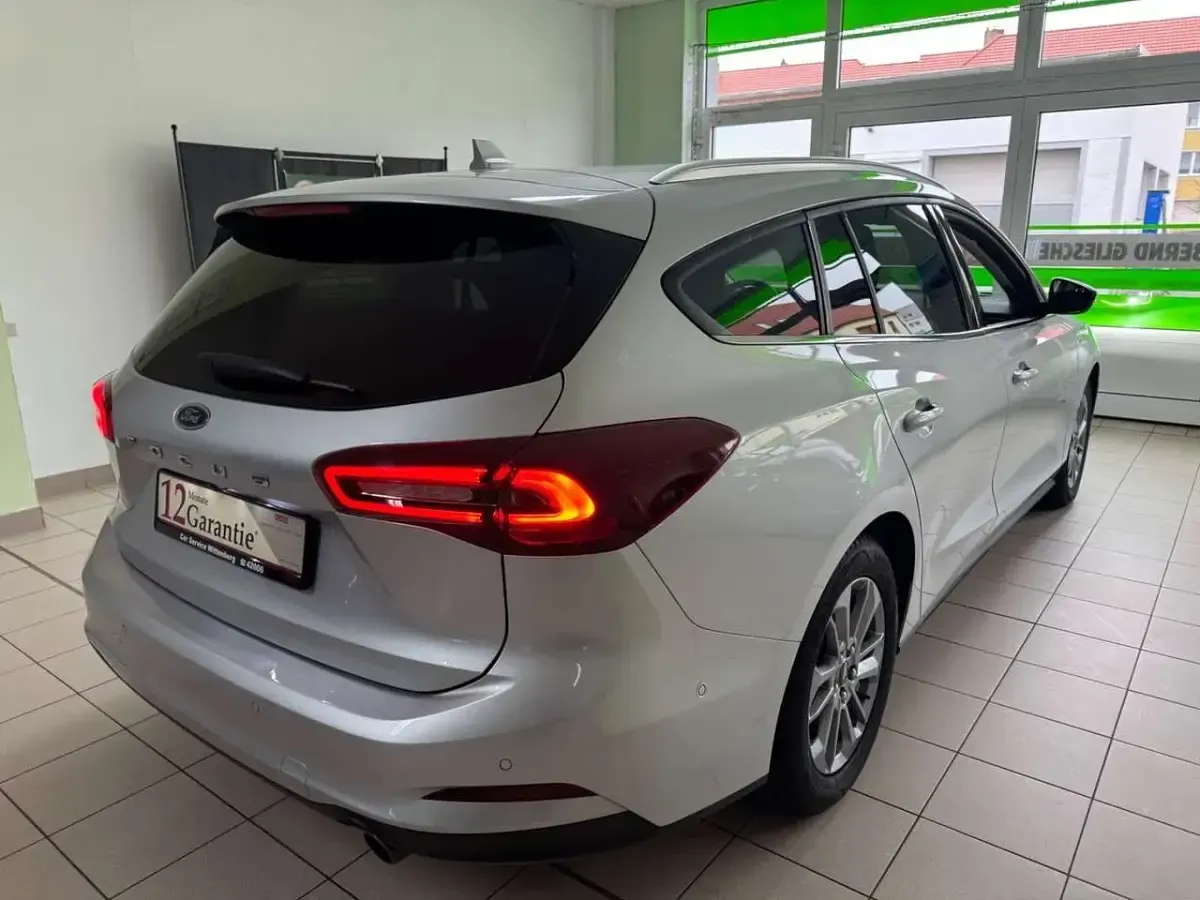 Używany Ford Focus Titanium X 116 KM (85 kW) 2023 Srebrny Kombi