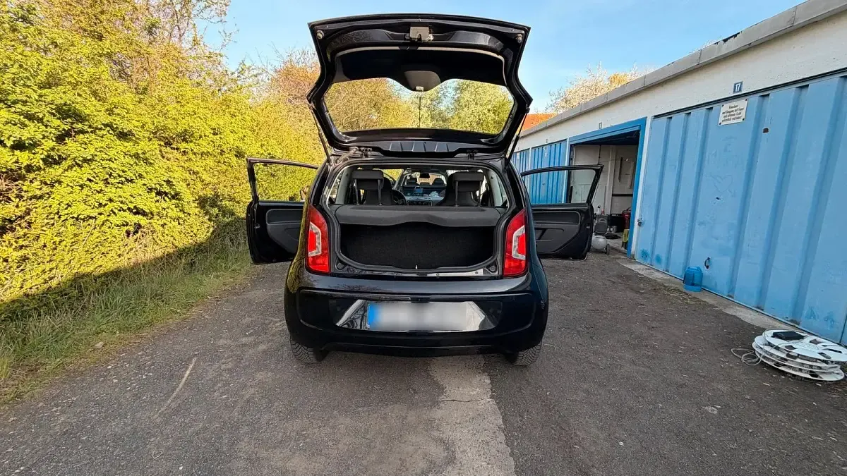 Gebraucht VW up! 60 PS (44 kW) 2012 Schwarz Kleinwagen