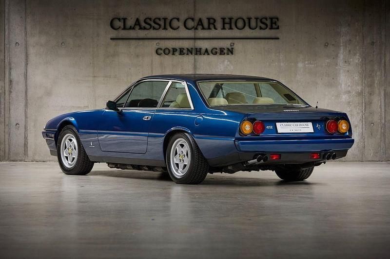 Second-hand Ferrari 412 340 CP (250 kW) 1986 Albastru Coupe