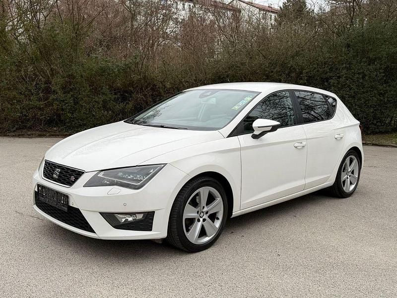 Gebraucht Seat Leon FR 150 PS (110 kW) 2014 Weiß Limousine