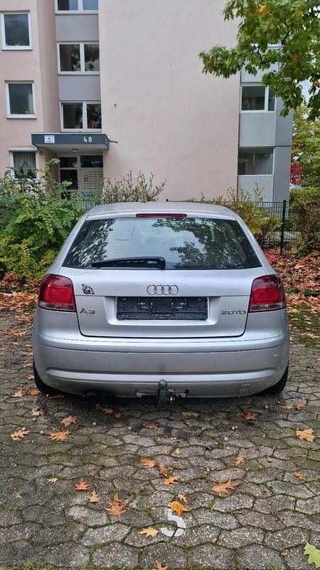 Silber Gebraucht 2005 Audi A3 Coupé | 1.000 € (Superpreis) - Bild 1/4