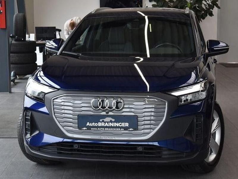 Gebraucht Audi Q4 e-tron S-Line 150 kW (204 PS) 2023 Blau SUV