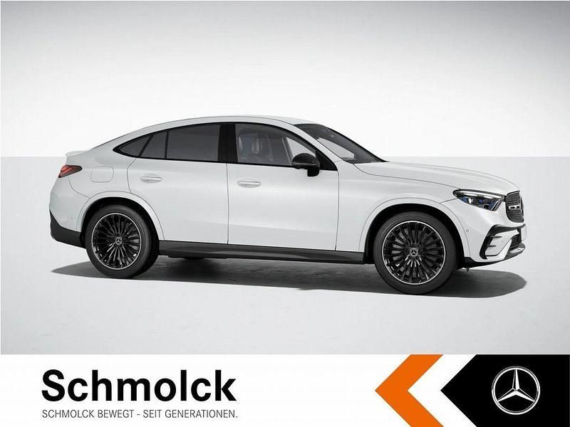 Gebraucht Mercedes GLC450 AMG 367 PS (269 kW) 2024 Weiß Limousine