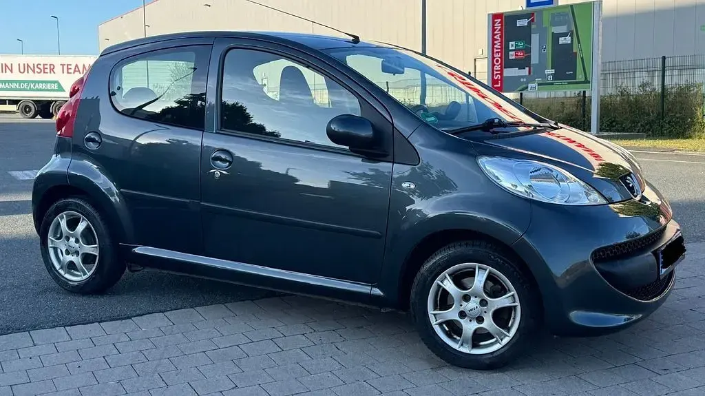 Gebraucht Peugeot 107 Filou 68 PS (50 kW) 2008 Grau Kleinwagen