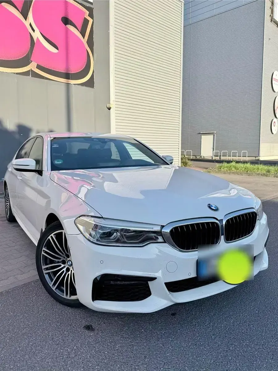 Gebraucht BMW 530e M Sport 252 PS (185 kW) 2019 Weiß Limousine