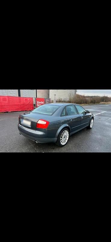 Usata Audi A4 150 CV (110 kW) 2001 Grigio Berlina