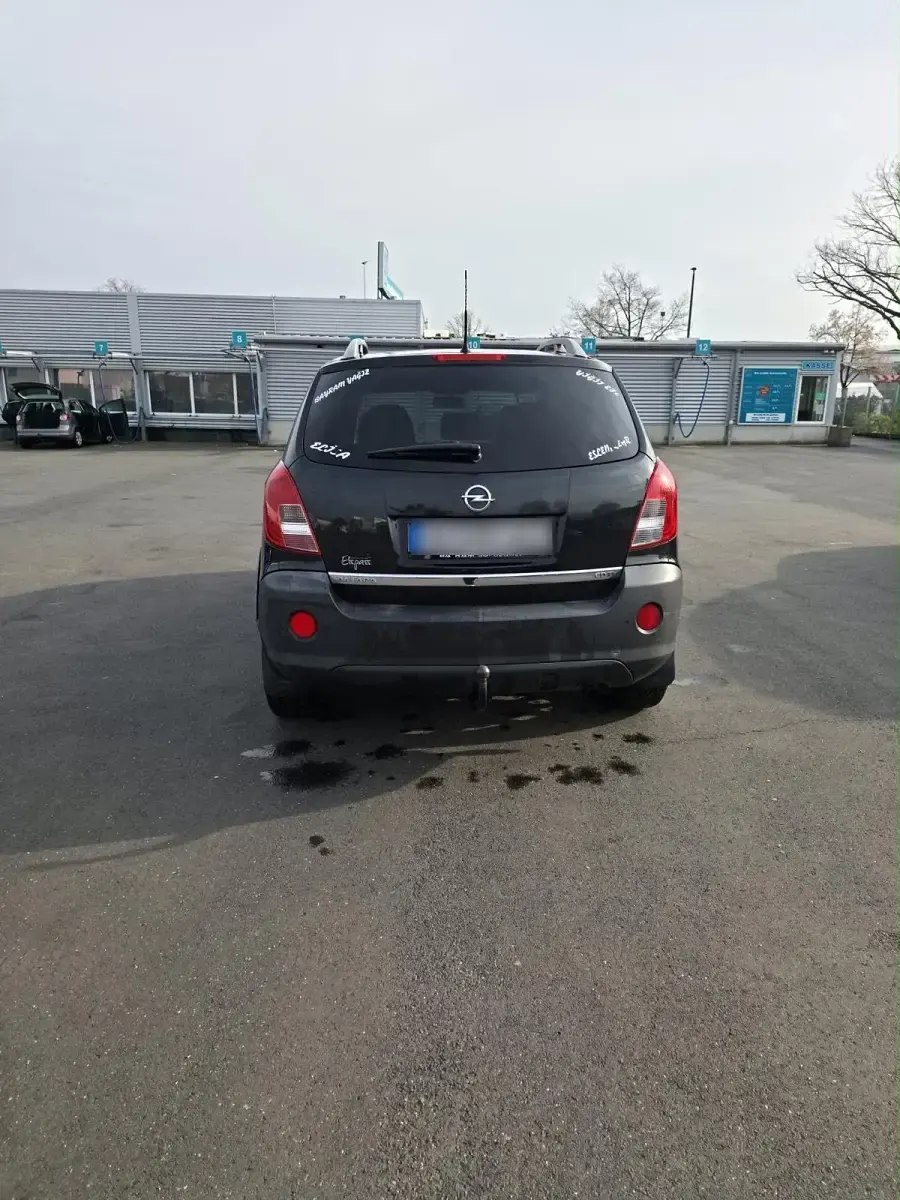 Gebraucht Opel Antara 163 PS (119 kW) 2012 Schwarz SUV