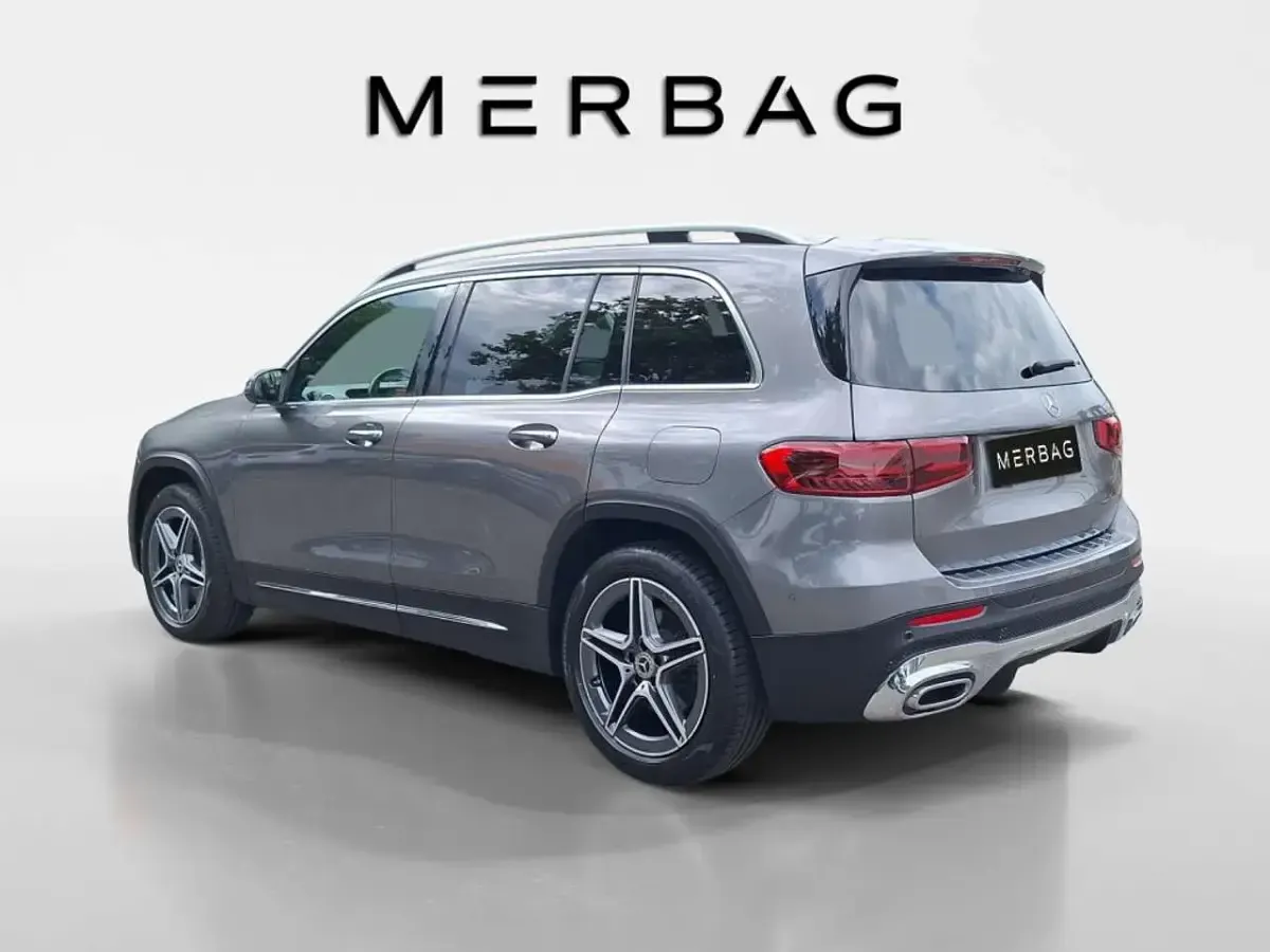 Gebraucht Mercedes GLB220 Advanced 190 PS (139 kW) 2025 Metalliclack mountaingrau SUV