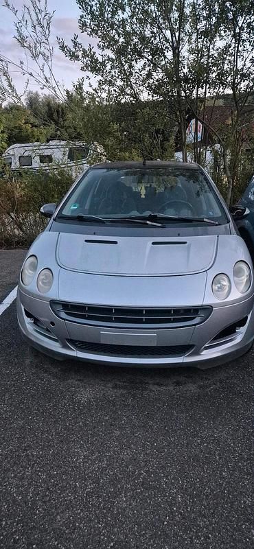 Silber Gebraucht 2004 Smart ForFour Kleinwagen | 400 € (Superpreis) - Bild 1/3