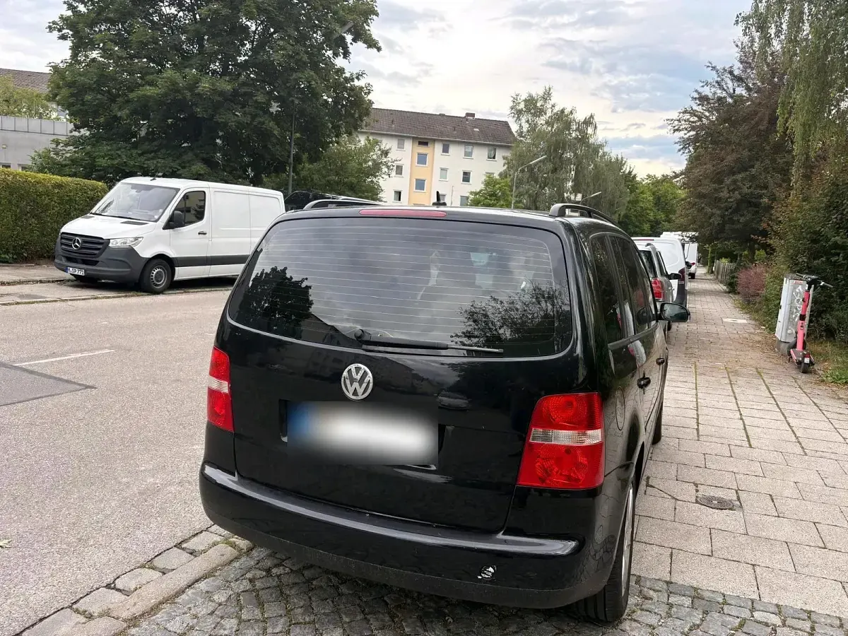 Gebraucht VW Touran 140 PS (102 kW) 2006 Schwarz Van / Kleinbus