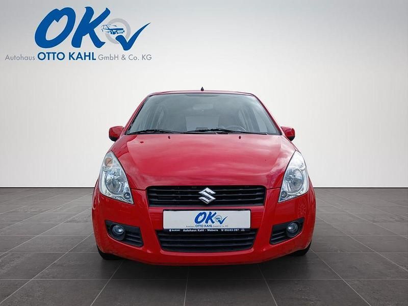 Bright red Gebraucht 2010 Suzuki Splash Comfort Kleinwagen | 3.990 € (Fairer Preis) - Bild 1/4