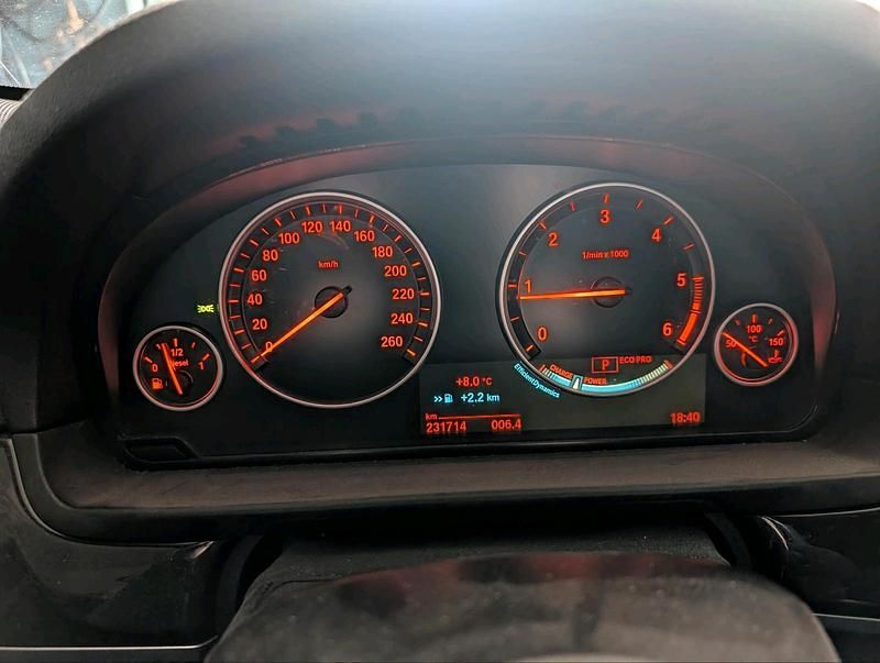 Gebraucht BMW 520 190 PS (139 kW) 2015 Weiß Kombi