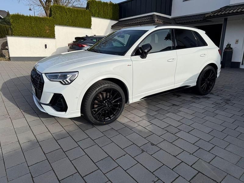 Gebraucht Audi Q3 S-Line 190 PS (139 kW) 2024 Weiß SUV