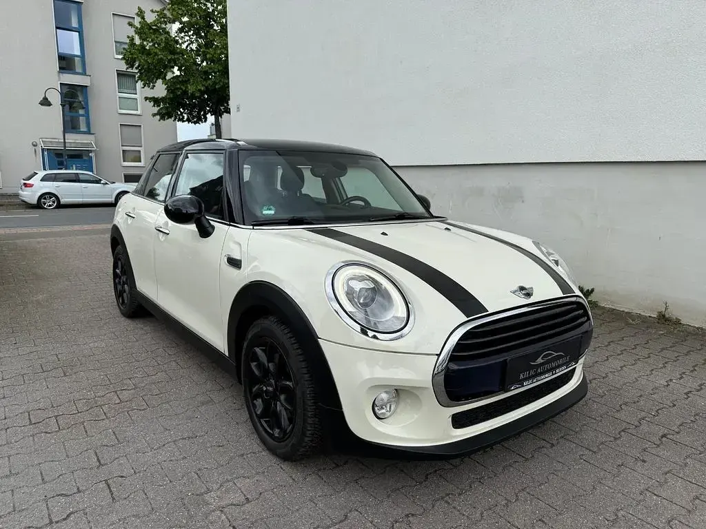 Gebraucht Mini Cooper 136 PS (100 kW) 2016 Weiß Kleinwagen
