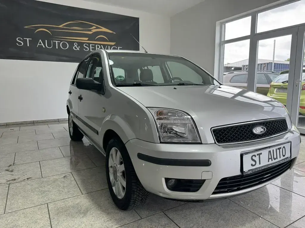 Gebraucht Ford Fusion 80 PS (58 kW) 2003 Silber Kleinwagen