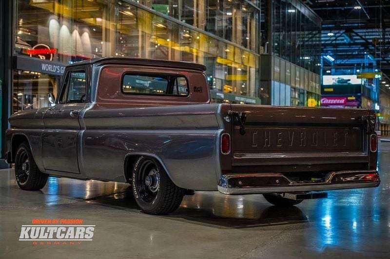 Używany Chevrolet C10 150 KM (110 kW) 1964 Szary Pickup