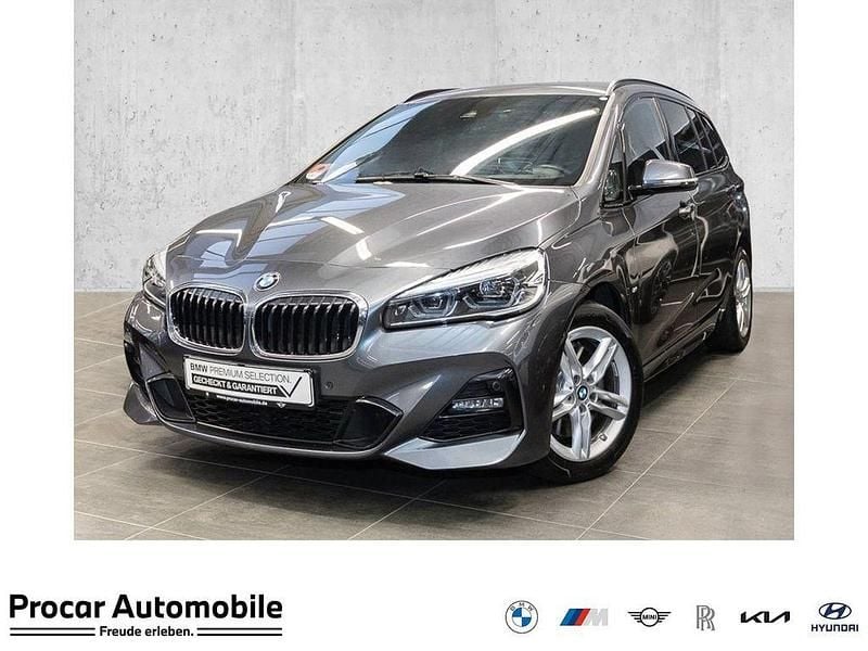 Mineralgrau Gebraucht 2022 BMW 218 M Sport Van / Kleinbus | 26.870 € (Superpreis) - Bild 1/4
