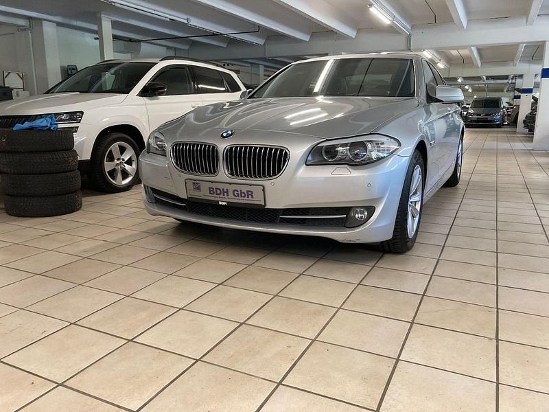 Gebraucht BMW 520 Efficient Dynamics 184 PS (135 kW) 2012 Silber Limousine