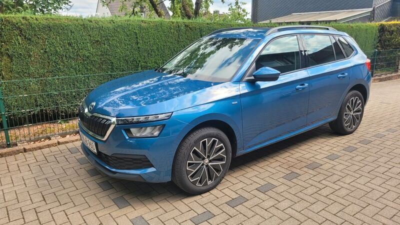 Blau Gebraucht 2021 Skoda Kamiq Drive SUV | 17.900 € (Guter Preis) - Bild 1/4