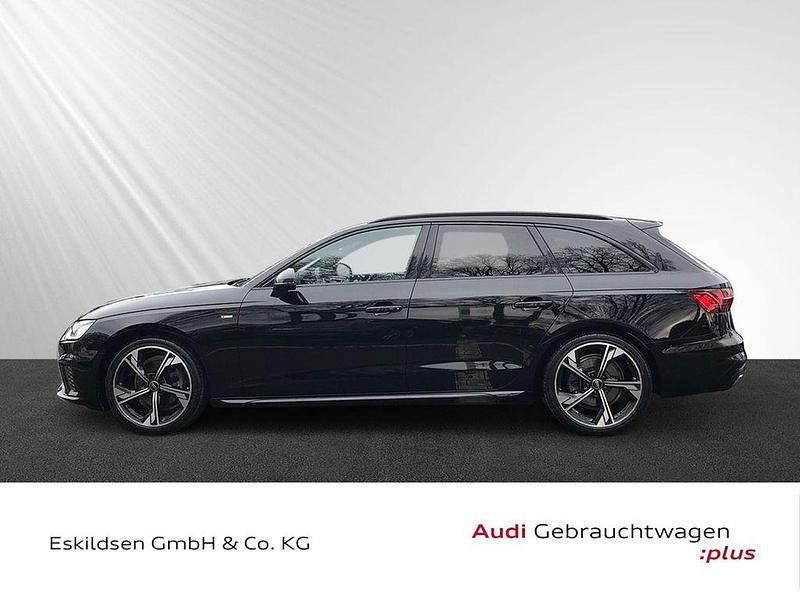 Gebraucht Audi A4 S-Line 150 PS (110 kW) 2023 Mythosschwarz metallic Kombi